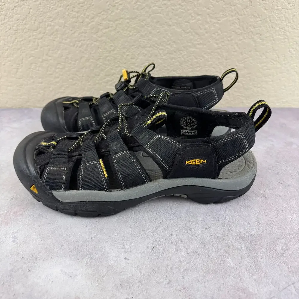 Keen Newport H2 Black Hiking Sandals Men Size 9.5